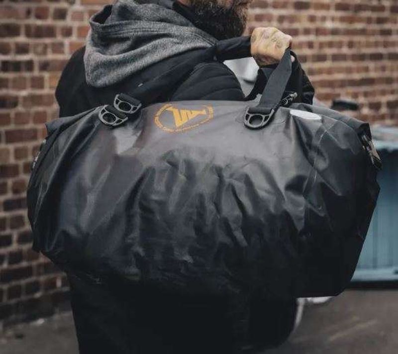 Bullfighter Duffel bag MC med stropper og fester