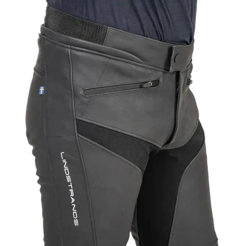 Lindstrands Skinnbukse Sanden Svart matt Normal AAA lengde L:32